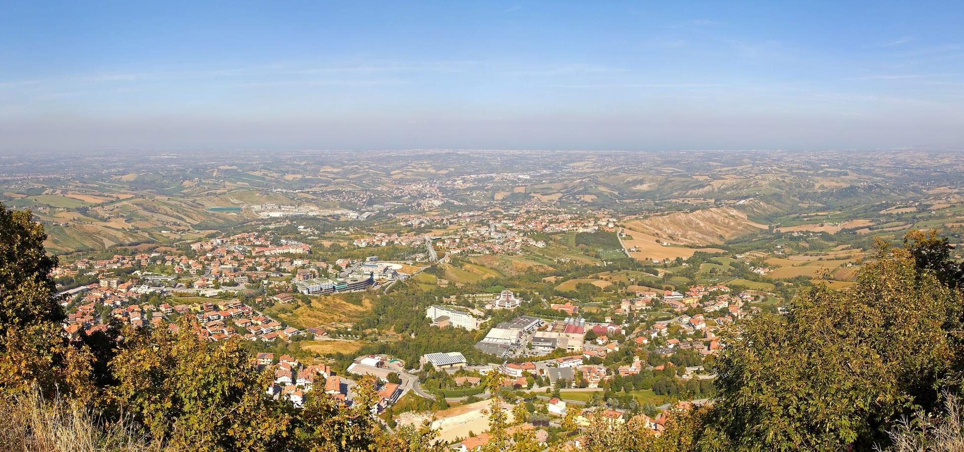 San Marino's towers and ridge viewpoints